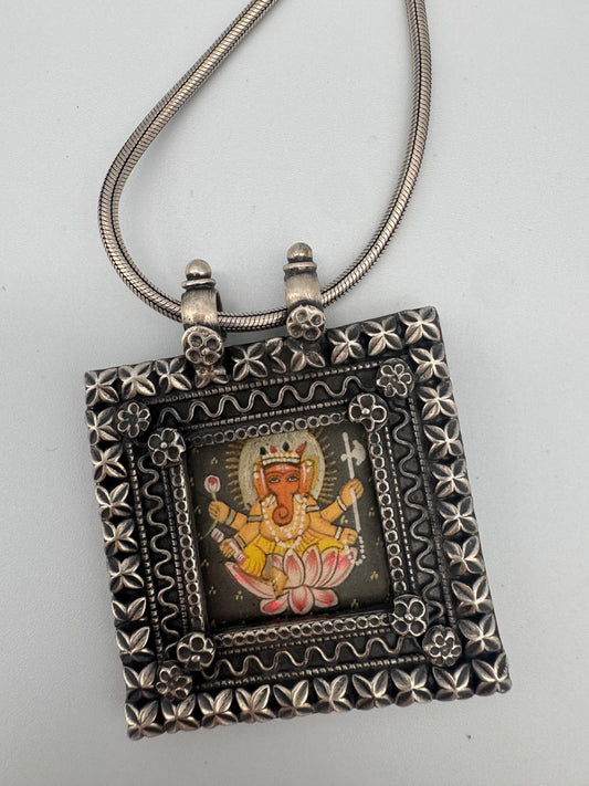 Ganesh Solid Silver Pendant & Chain